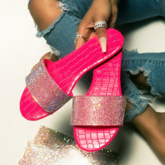 NEW🔥Neon Pink Rhinestone Slides Sandal Flip Flops - Picture 2 of 5
